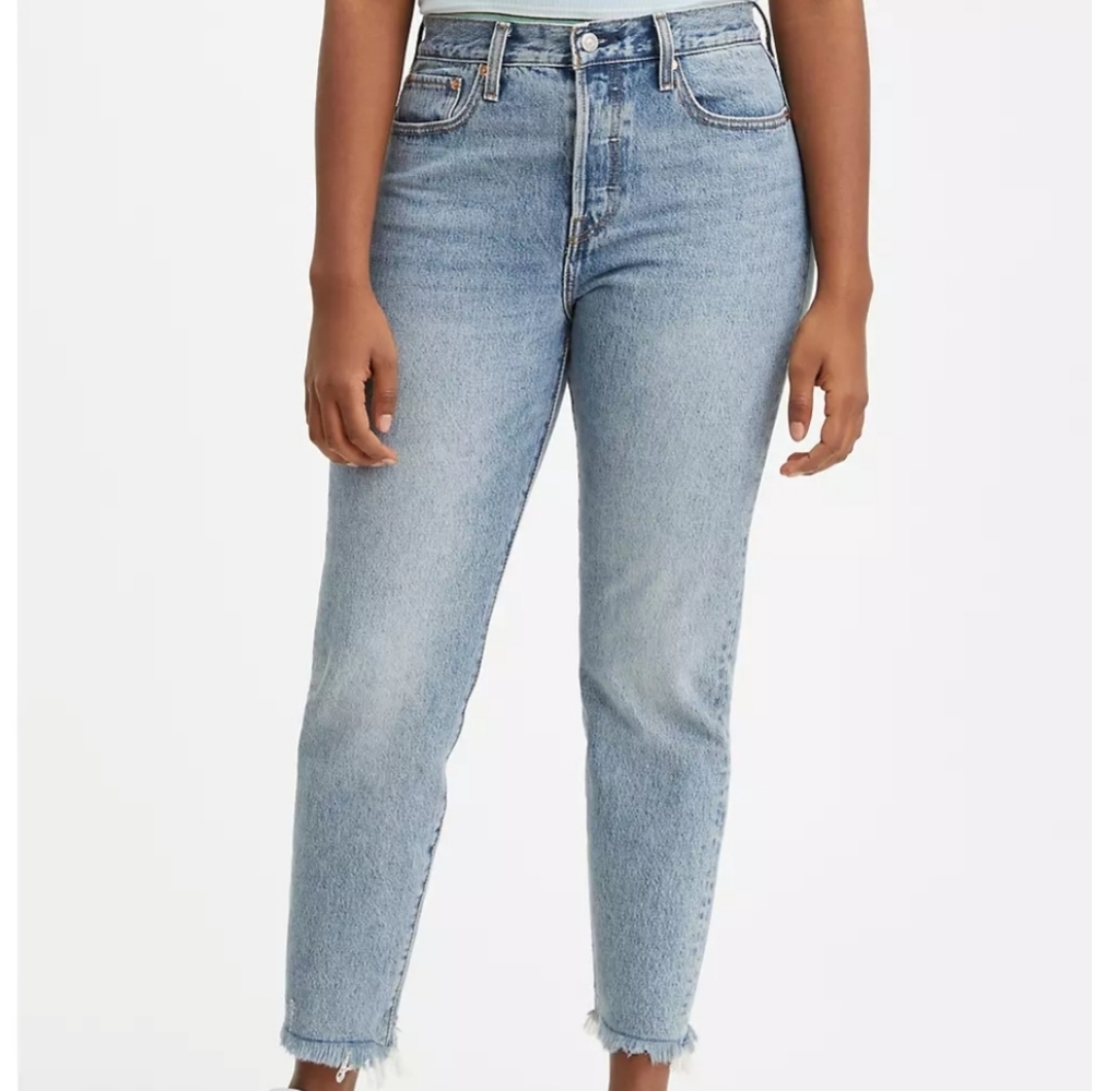 Levi's Wedgie Fit Straight Ankle Jeans